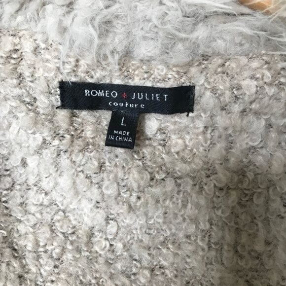 Romeo and Juliet Faux Fur Vest Sz L - Picture 6 of 7